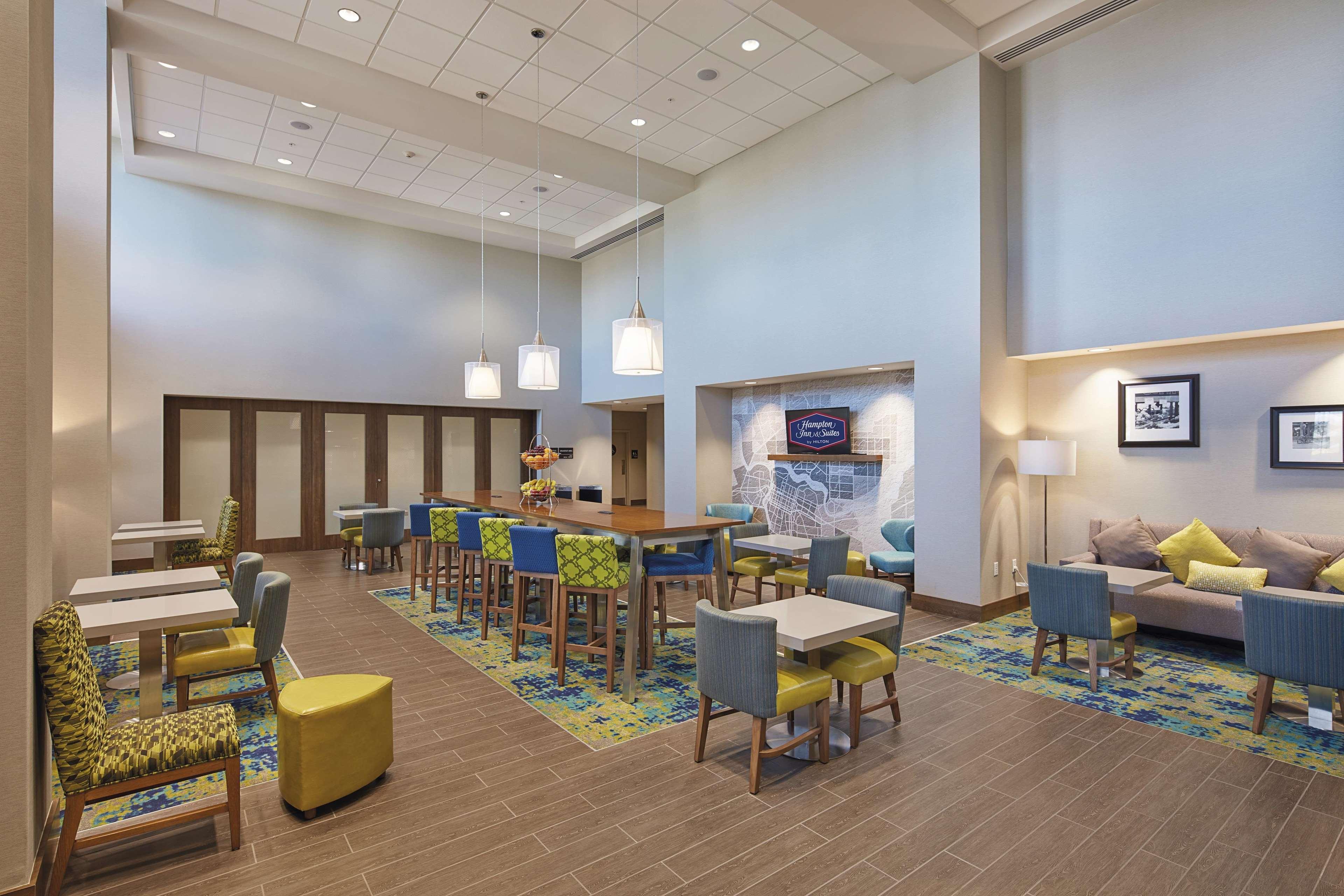 Hampton Inn & Suites Sacramento At Csus Εξωτερικό φωτογραφία