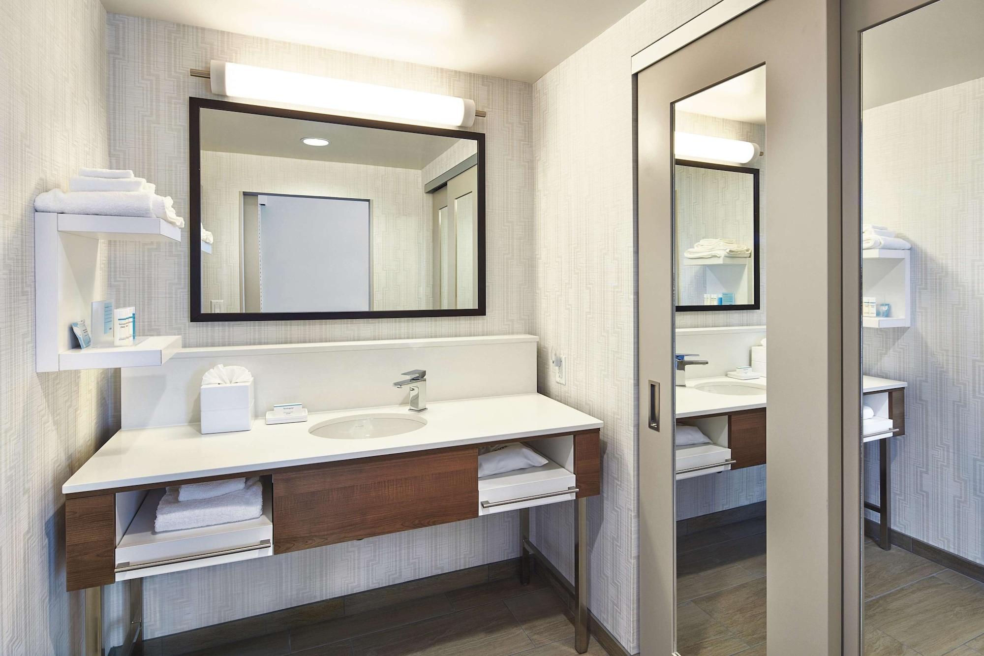 Hampton Inn & Suites Sacramento At Csus Εξωτερικό φωτογραφία