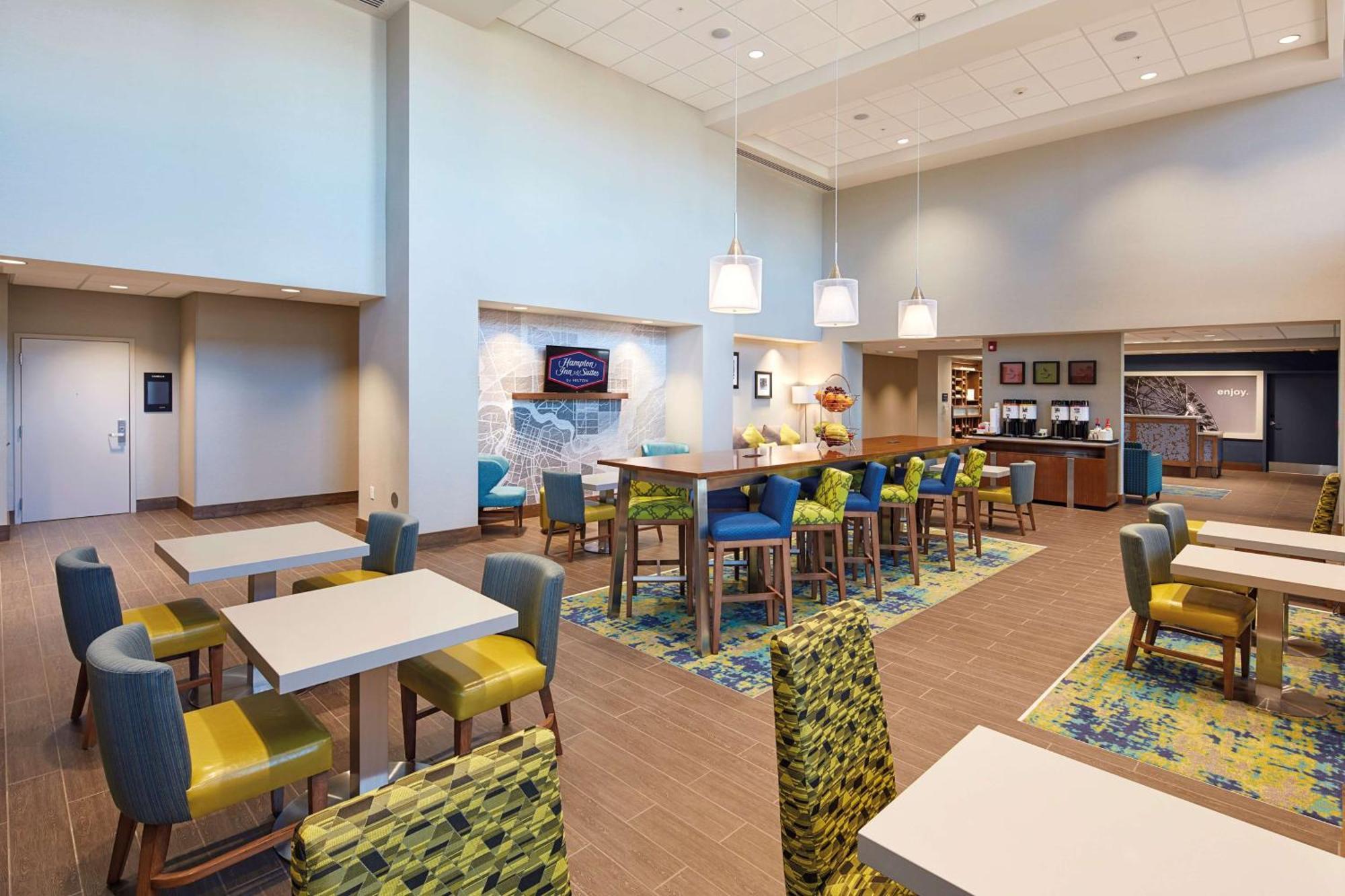 Hampton Inn & Suites Sacramento At Csus Εξωτερικό φωτογραφία